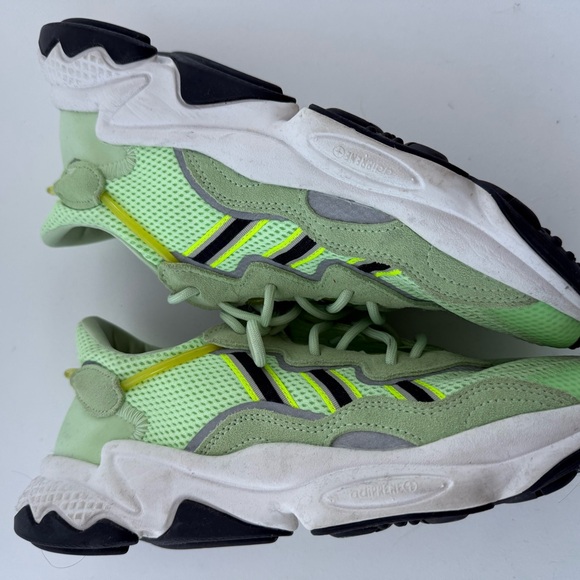 Adidas Ozweego - Picture 4 of 8